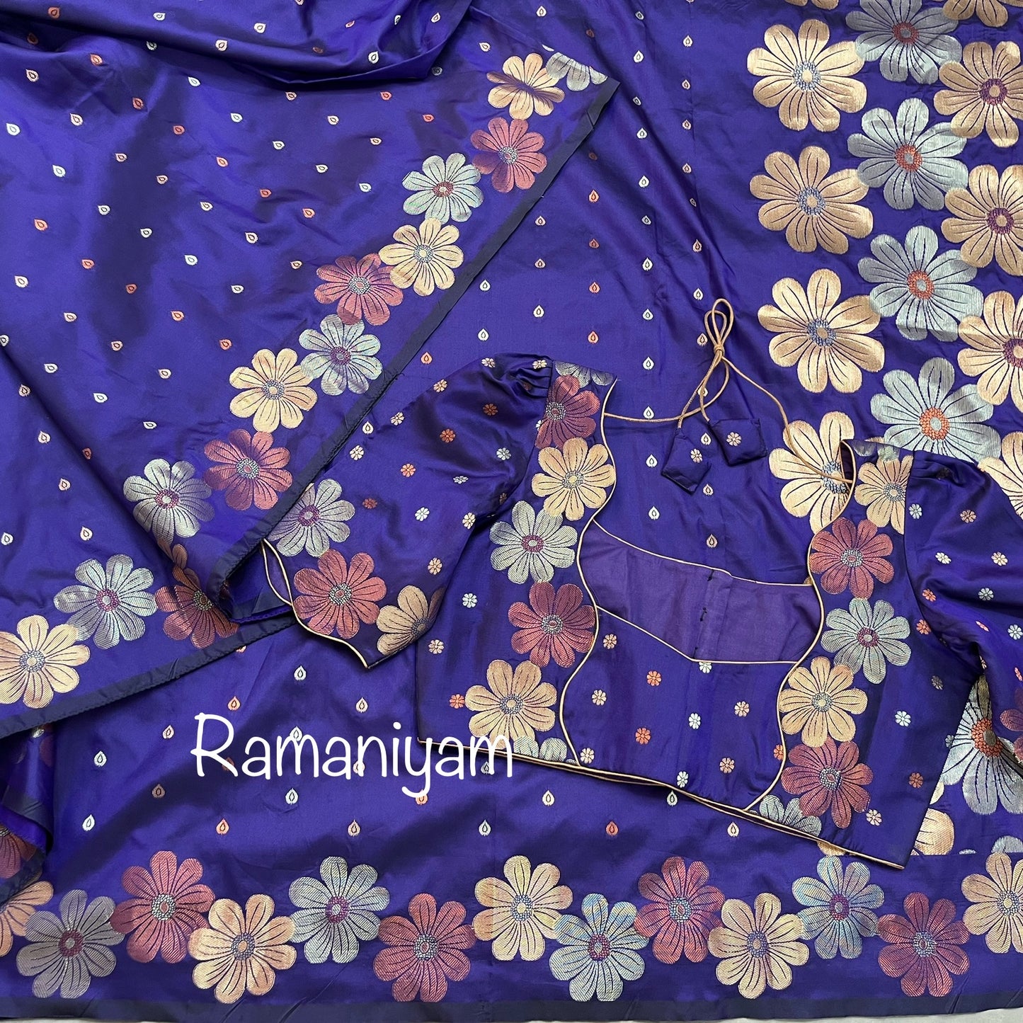 Royal blue trendy floral weave Kanchi light weight