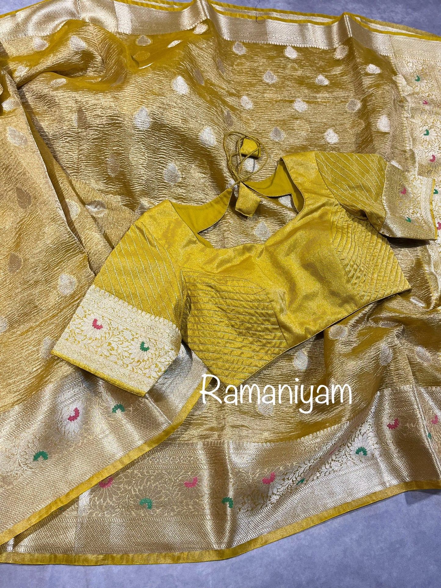 Gold Crushed banarasi tissue saree