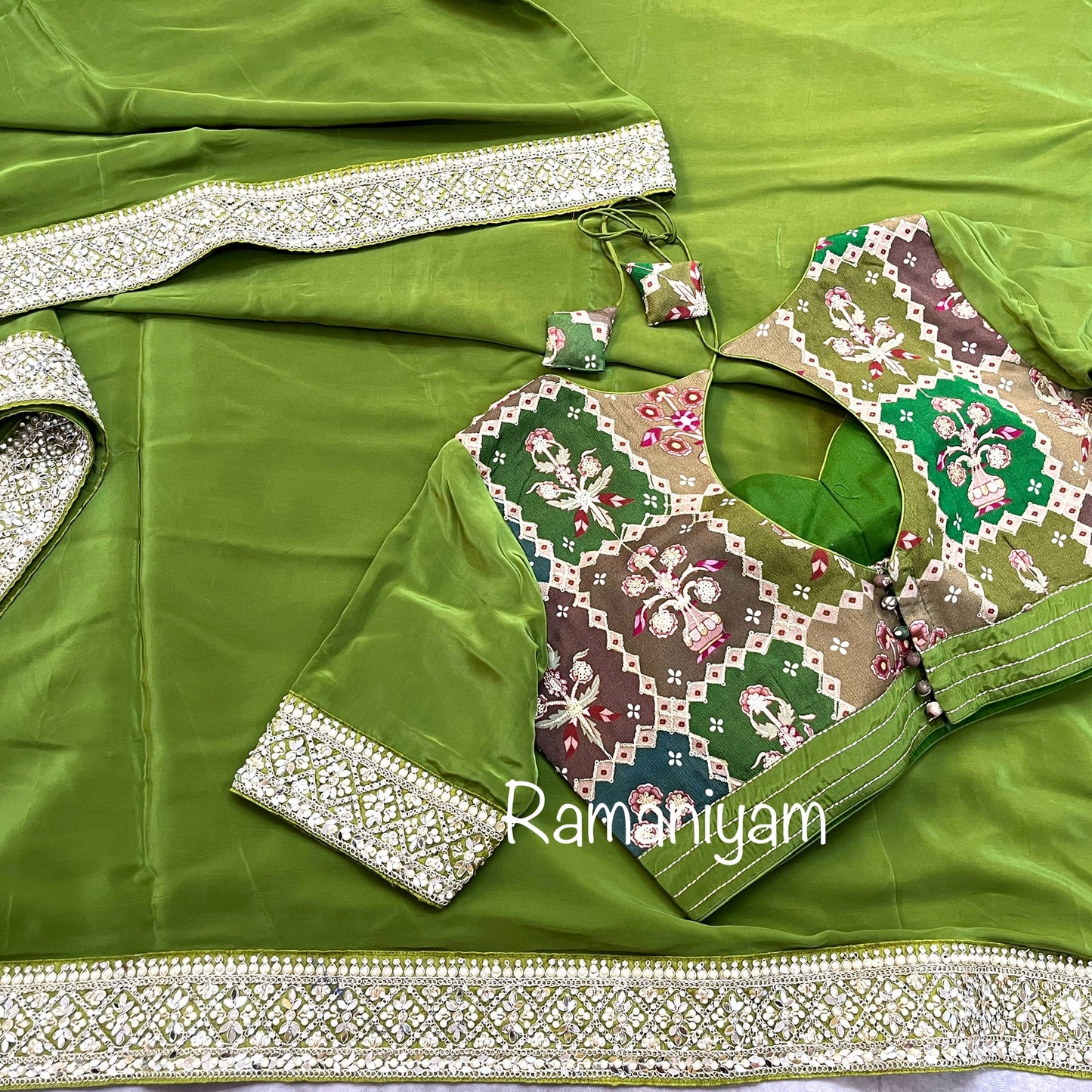 Emerald green crape party wear saree!
