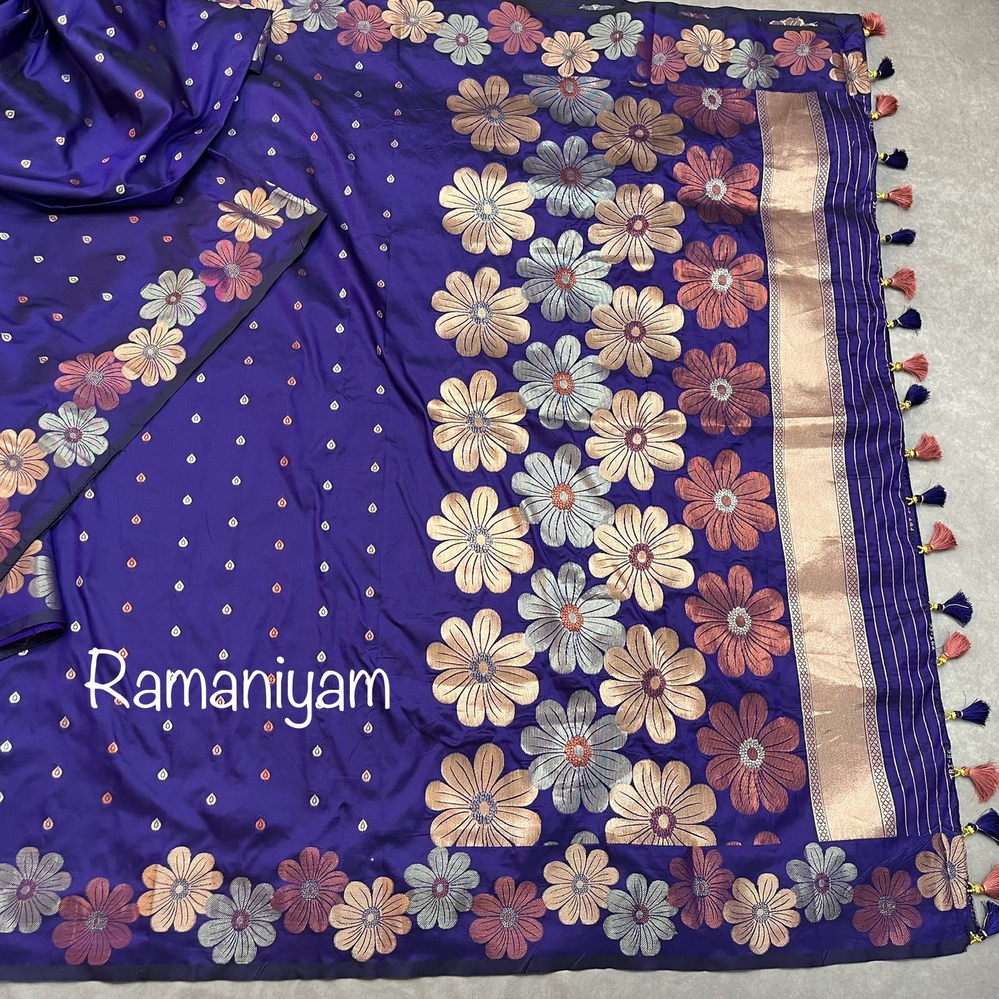 Royal blue trendy floral weave Kanchi light weight