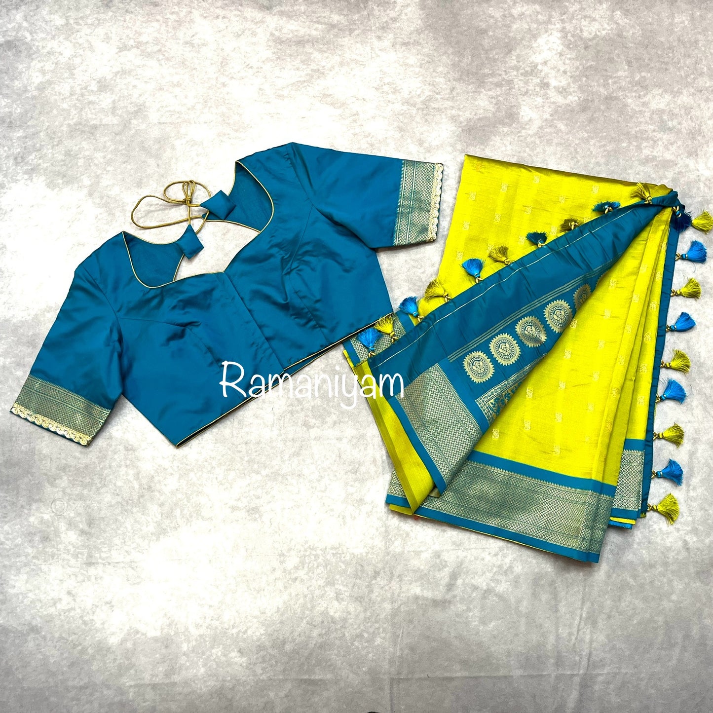 Pistachio green and Rama blue combination maharani Paithani saree