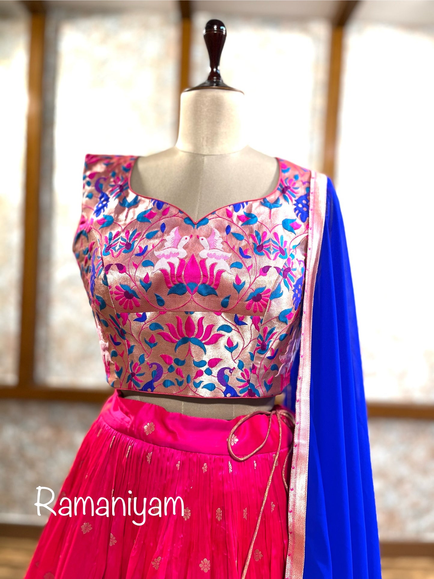 Long border royal pink paithani crop top