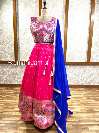 Long border royal pink paithani crop top