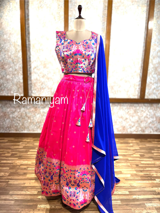 Long border royal pink paithani crop top