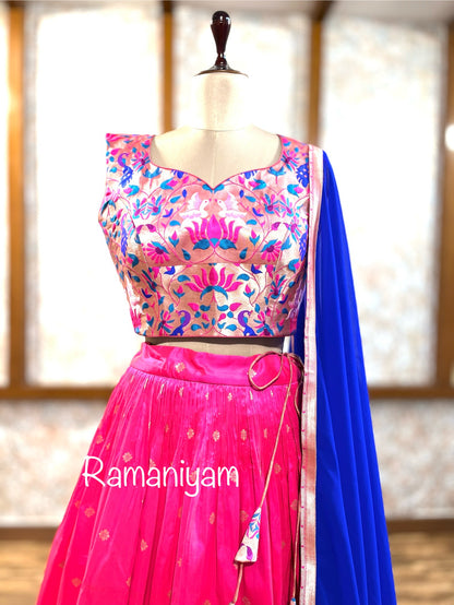 Long border royal pink paithani crop top
